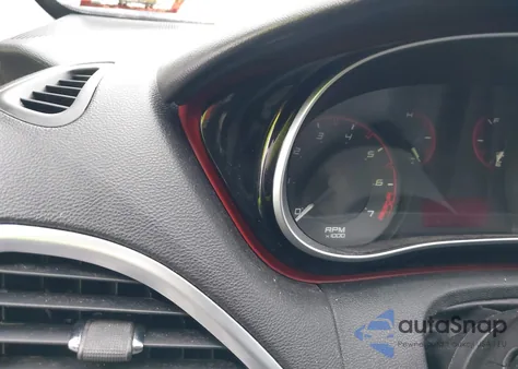 2015 Dodge Dart Sxt z USA, uszkodzony, nr VIN 1C3CDFBB4FD420823